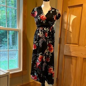 Red and Black Flutter Sleeve V-Neck Midi Dress